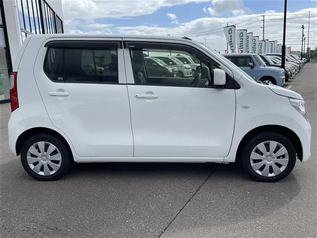 5代目・後期 5速マニュアル車】スズキ ワゴンR・5MT/FX(MH34S型) 概要